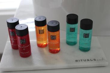 هتل The Scent Residence