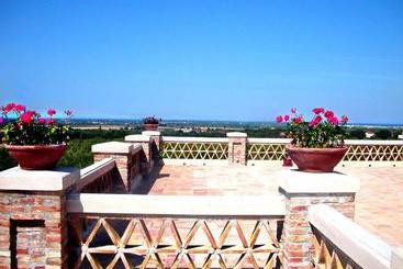 هتل Agriturismo Casacchella