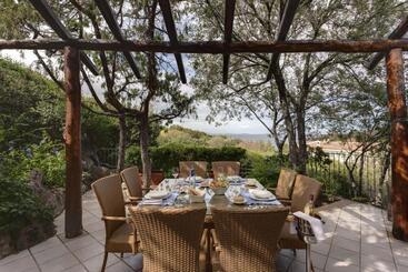 בית מלון כפרי L'Ea Bianca Luxury Resort