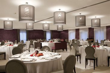 هتل Donnafugata Golf Resort & Spa