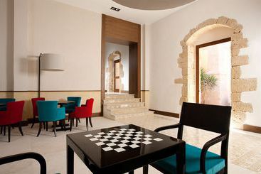 هتل Donnafugata Golf Resort & Spa