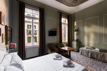 هتل Palazzo Rosa