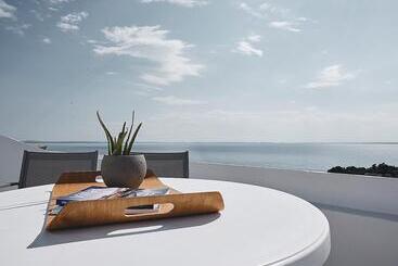 Отель Glavas Inn