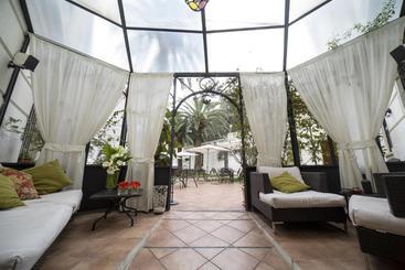 هتل Villa Imperiale