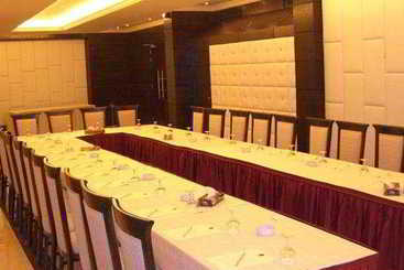 Sun Hills Suites Hotel