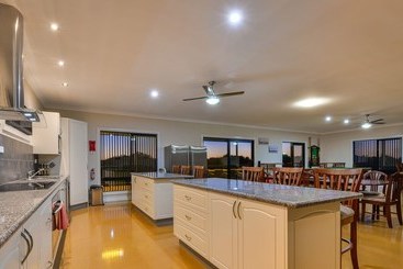 16 Crevalle Way