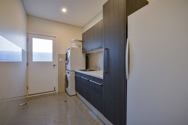 27 Kestrel Place