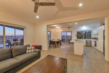 78 Madaffari Drive