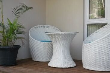 بنسيون Ponta Beach Guest House