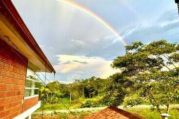 تختخواب و صبحانه Finca Don Julio