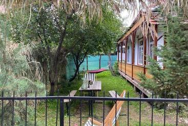 פנסיון Hnameni Stepanavan Guesthouse
