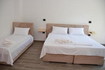Lungomare Private Rooms