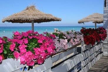 호텔 Delfino Beach