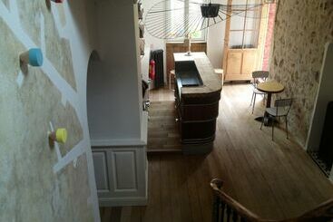 酒店 De La Pinède