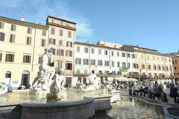 Hotel Navona Apartments