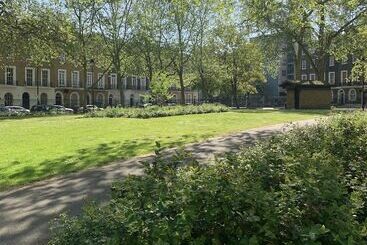 هتل The Rokxy Townhouse   Kings Cross