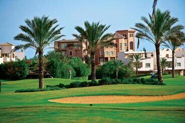 אתר נופש Stella Di Mare Golf