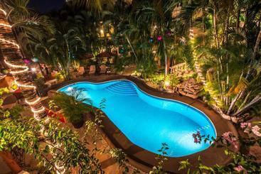 هتل Aventura Mexicana