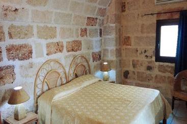 هتل B&b Dimora Vicolungo