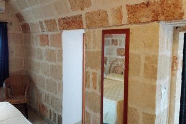 هتل B&b Dimora Vicolungo