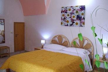 هتل B&b Dimora Vicolungo