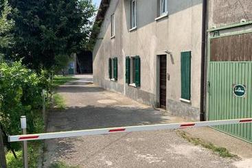 La Chiusa Bed And Breakfast