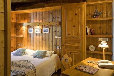هتل Hôtel L Arbina