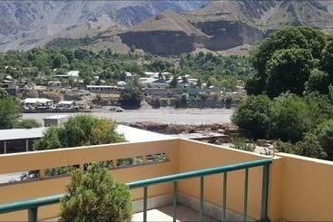 هتل Tirch Mir View Chitral