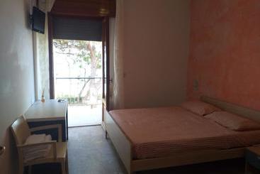 پانسیون Room In Bb   Quadruple Room For A Totally Relaxing Holiday