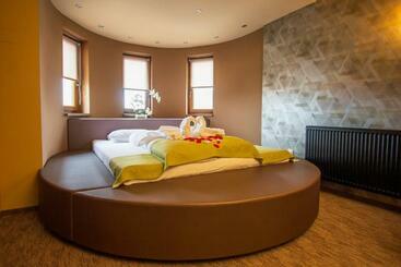تختخواب و صبحانه Veres Motel