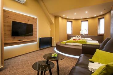 تختخواب و صبحانه Veres Motel