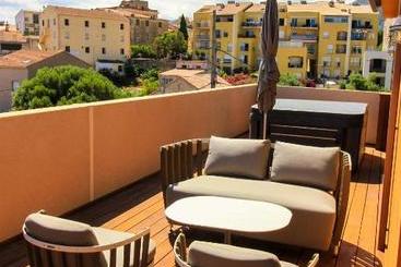 هتل Hôtel & Spa Rocabella