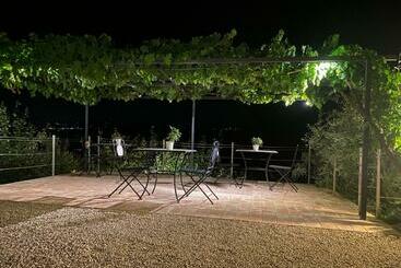 پانسیون Podere Belsogno Miniappartamento Roseto