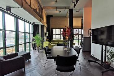 Bed, Bites & Business Hotel Rotterdam