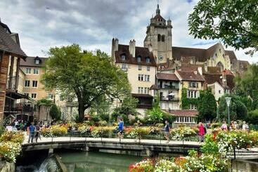 Le Grand Moulin Des Tanneurs B&b Et Love Room