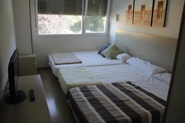 پانسیون Hostal Francisco Salinas