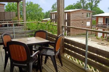 هتل Le Hameau De Montréal