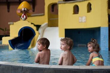 فندق Van Der Valk Resort Linstow