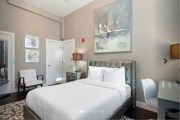 فندق صغير 5 33 Modern Private Studio Awaits You!