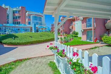 هتل Arapya Resort