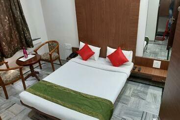 City Palace Hotel होटल सिटी पैलेस
