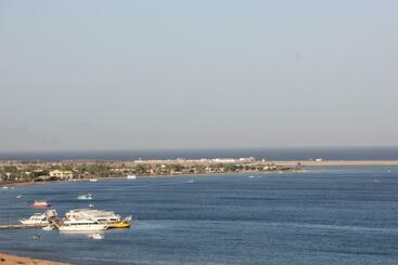 استراحتگاه Seaview Panorama Boatel