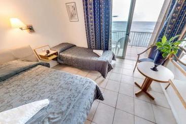 هاستل Sliema Chalet