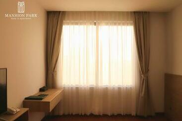 Mansion Park Hotel & Apartment