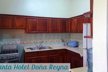 Apartahotel Dona Reyna Alojamientos En Santo Domingo A 5 Min De Aeropuerto Internacional Las América