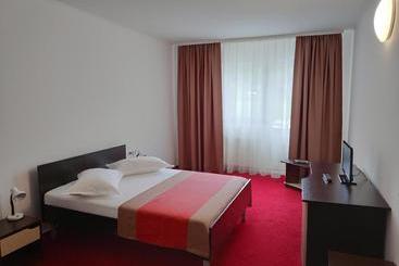 Hostel Caliman