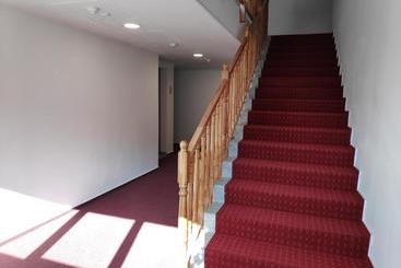 Hostel Caliman