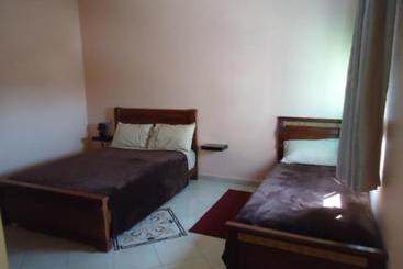 تختخواب و صبحانه Azul Palace