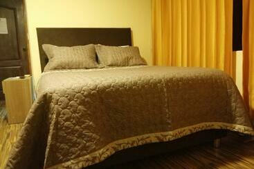 هتل Hostal Inca