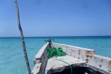 هتل The Beach Crab Resort